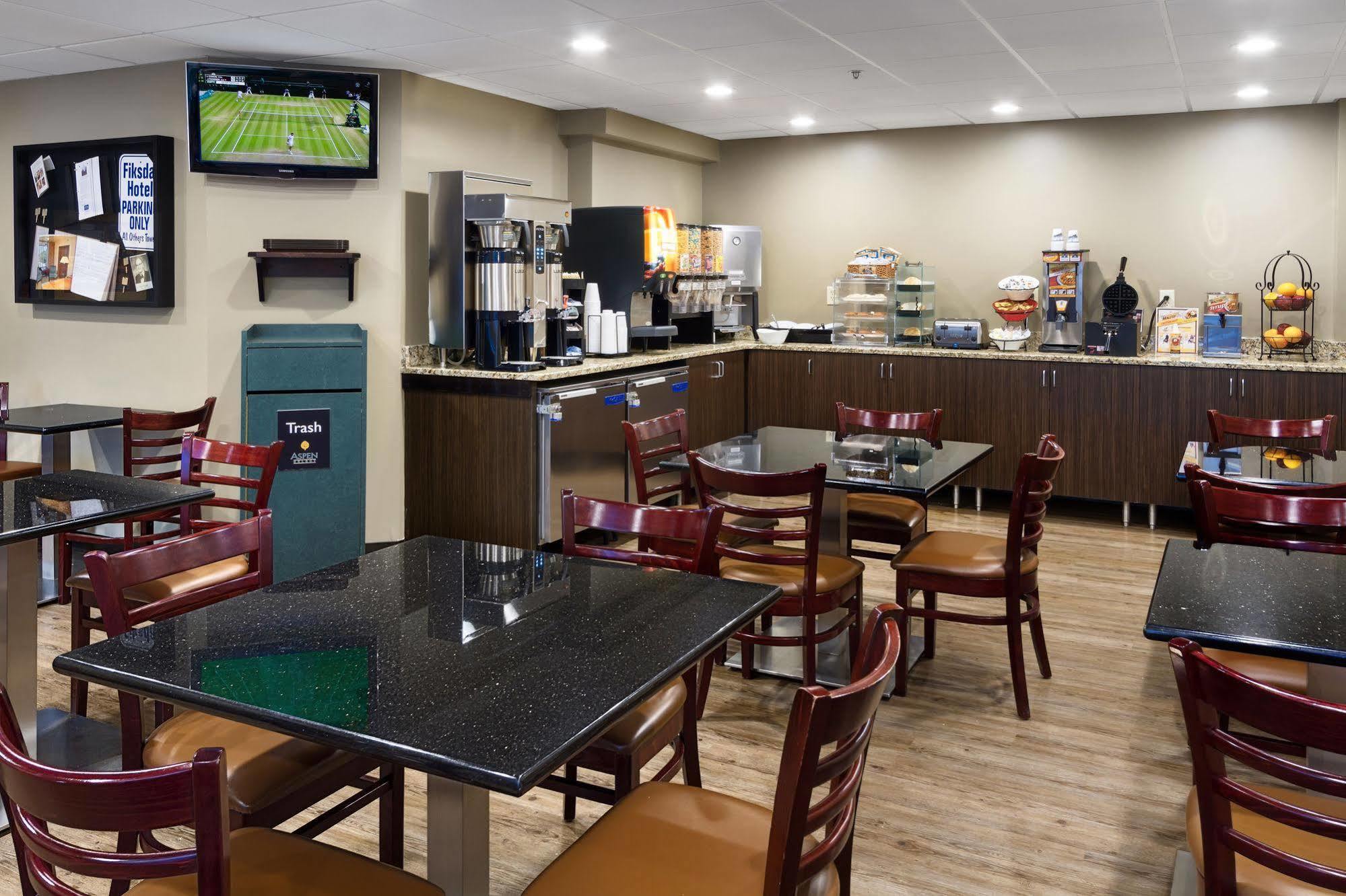 Hotel Aspen Select Rochester Esterno foto